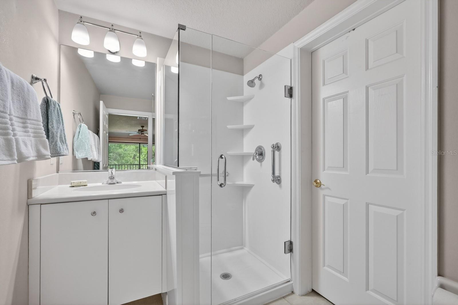 Image 28 of 86 For 715 Cobblestone Drive