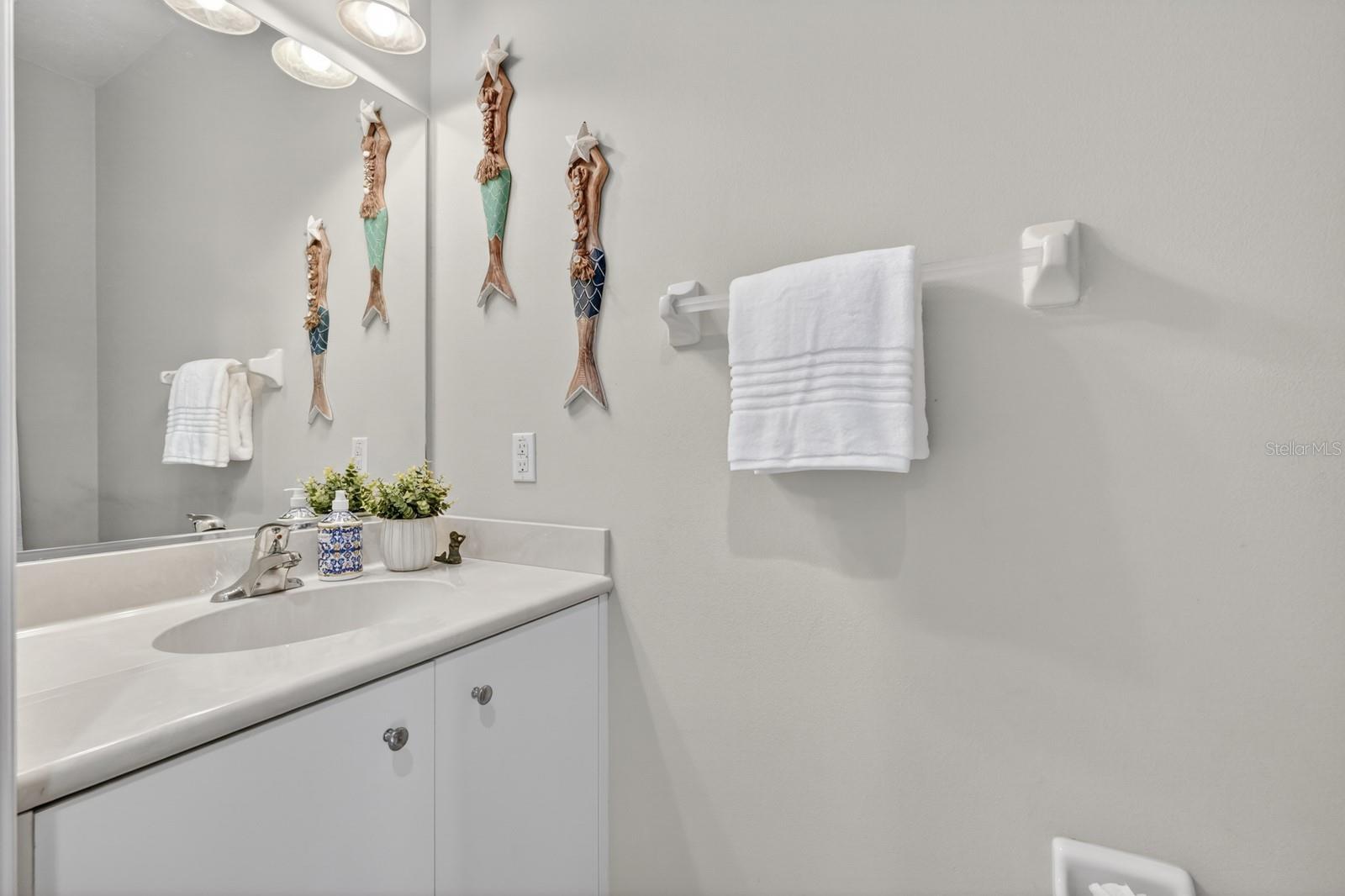 Image 35 of 86 For 715 Cobblestone Drive