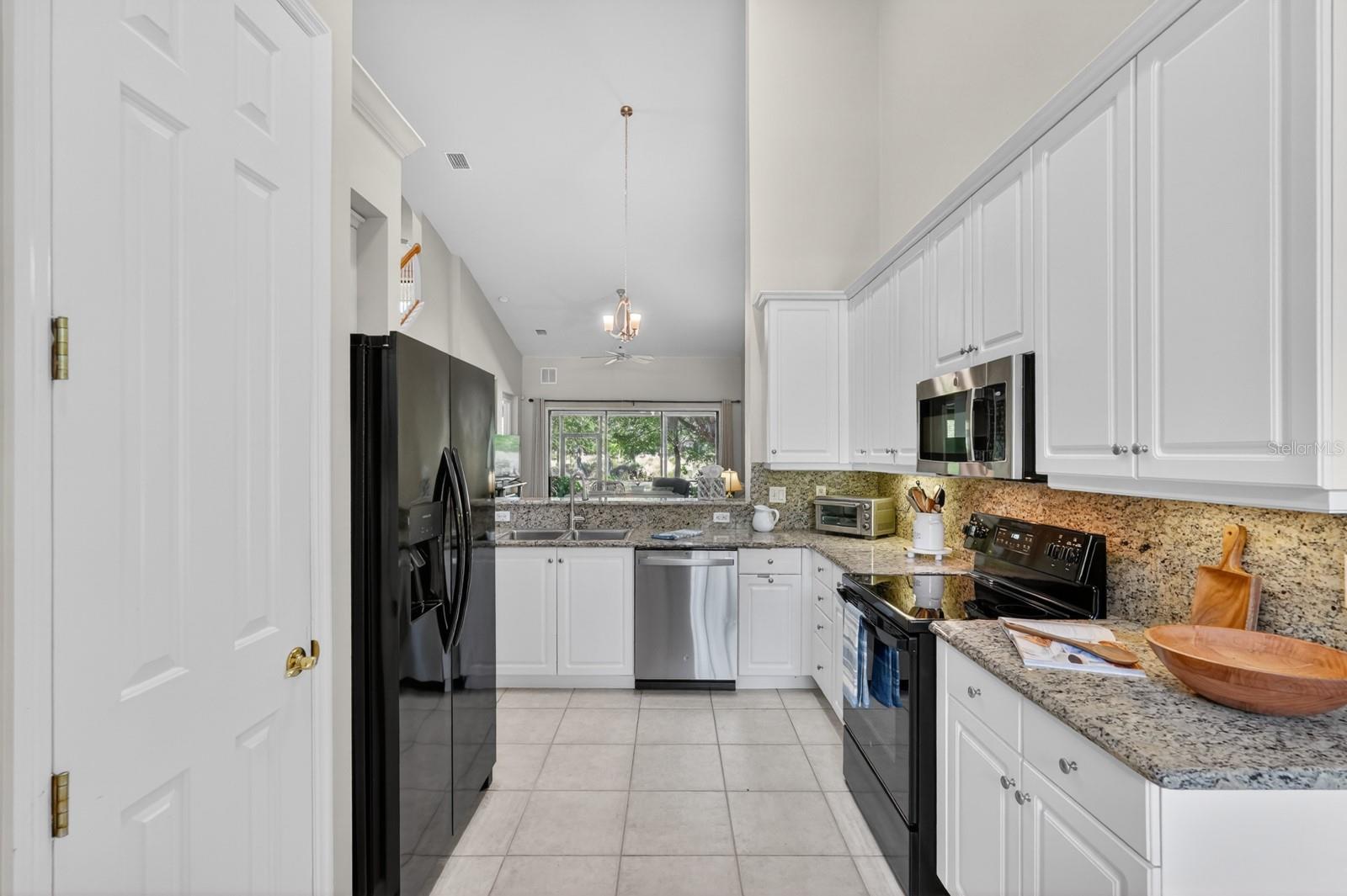 Image 9 of 86 For 715 Cobblestone Drive