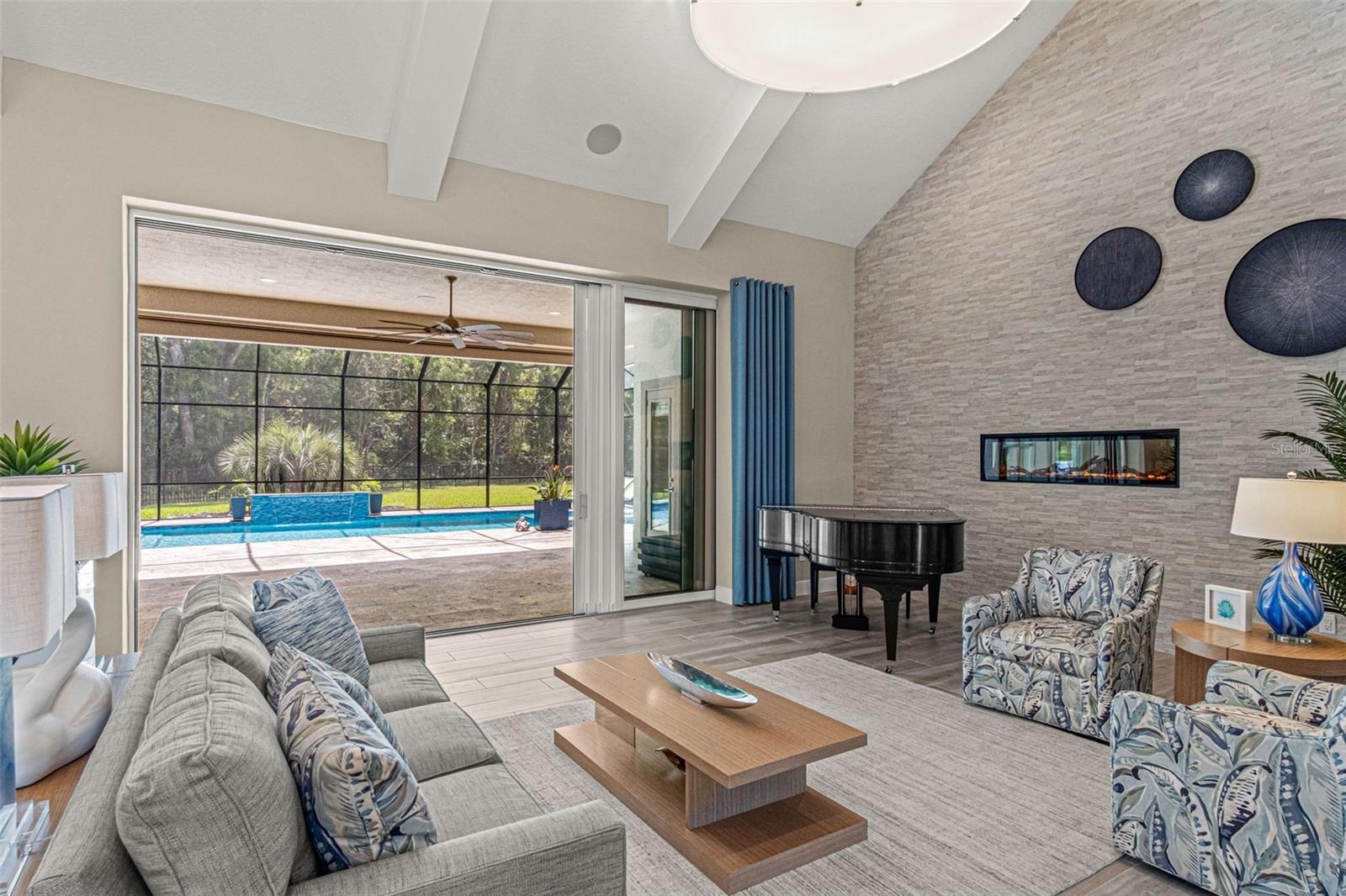 Image 18 of 53 For 1861 Adrian Creek Blvd