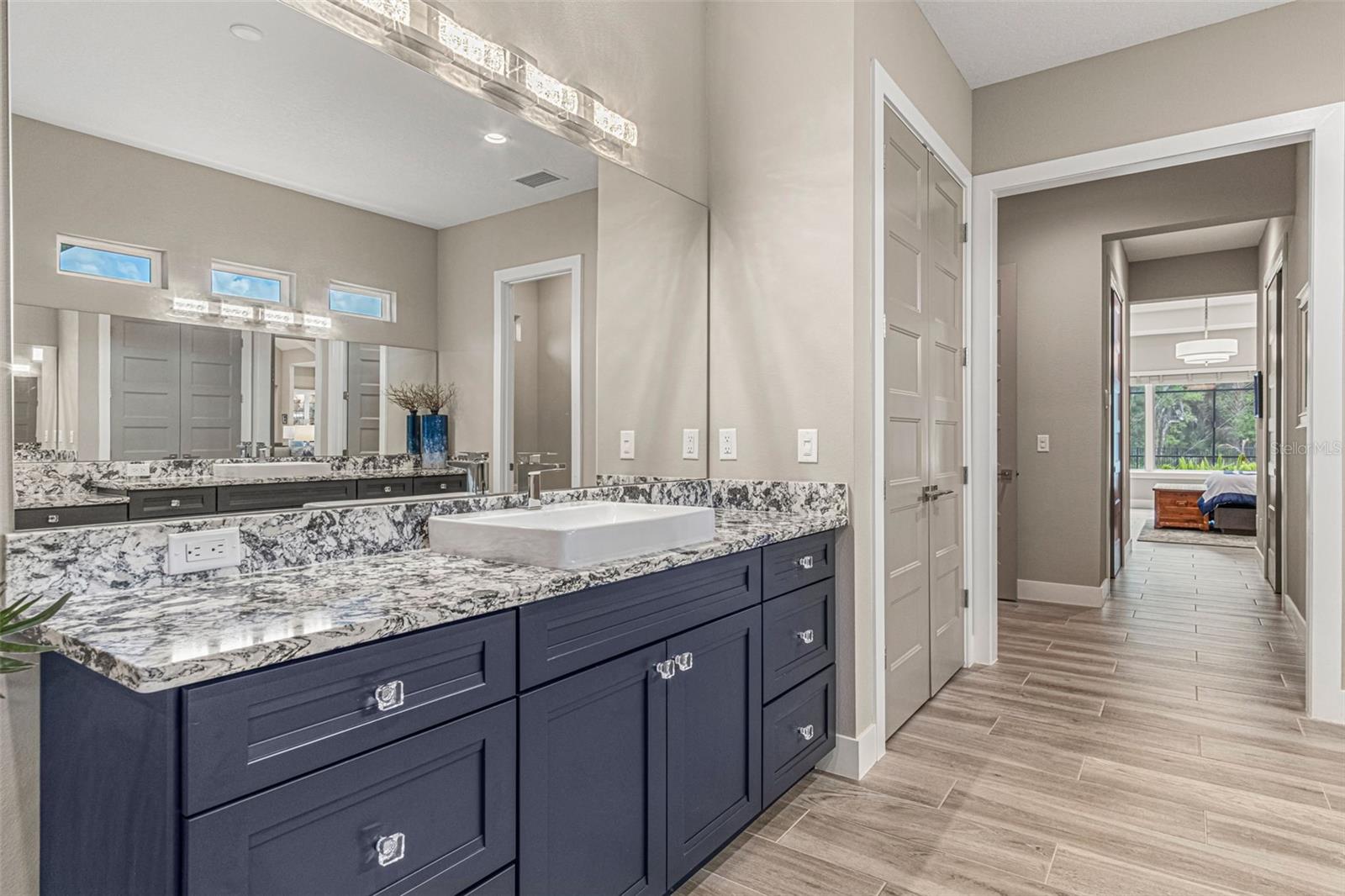 Image 34 of 53 For 1861 Adrian Creek Blvd