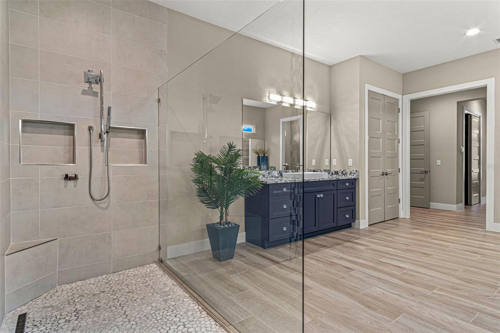 Image 36 of 53 For 1861 Adrian Creek Blvd