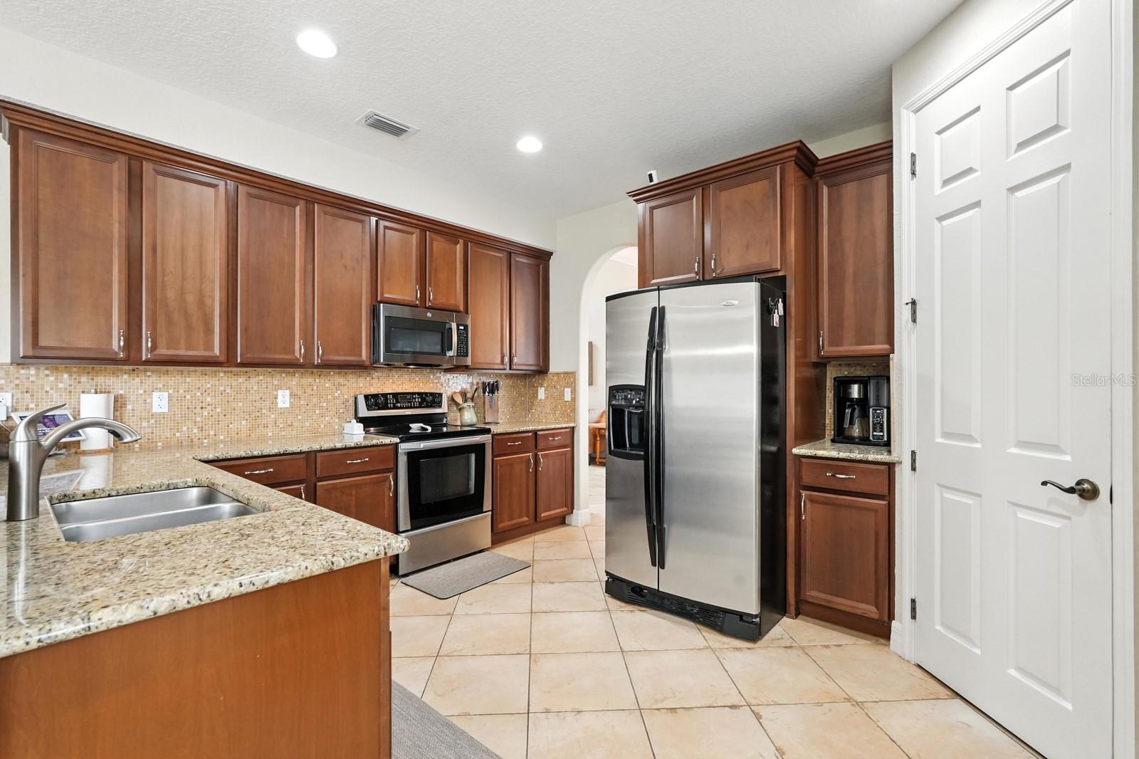 Image 17 of 51 For 3842 Calliope Avenue