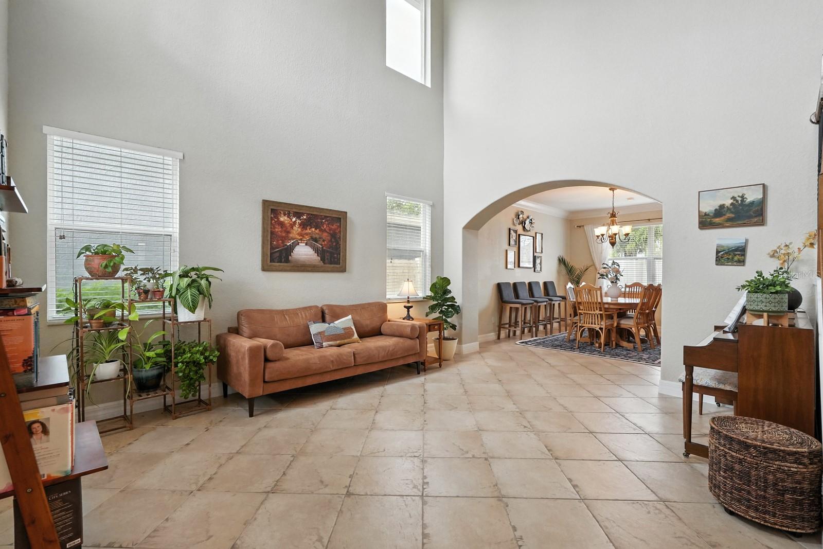 Image 6 of 51 For 3842 Calliope Avenue