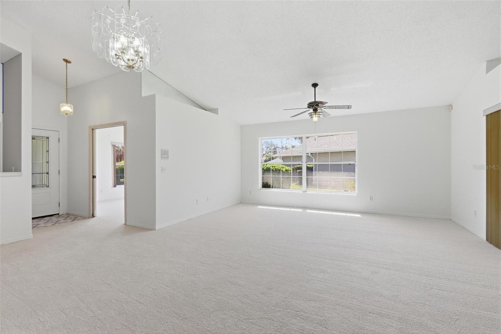 Image 4 of 16 For 317 Glenbriar Circle