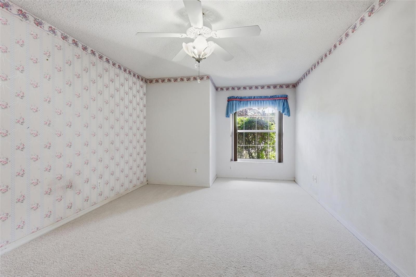 Image 8 of 16 For 317 Glenbriar Circle