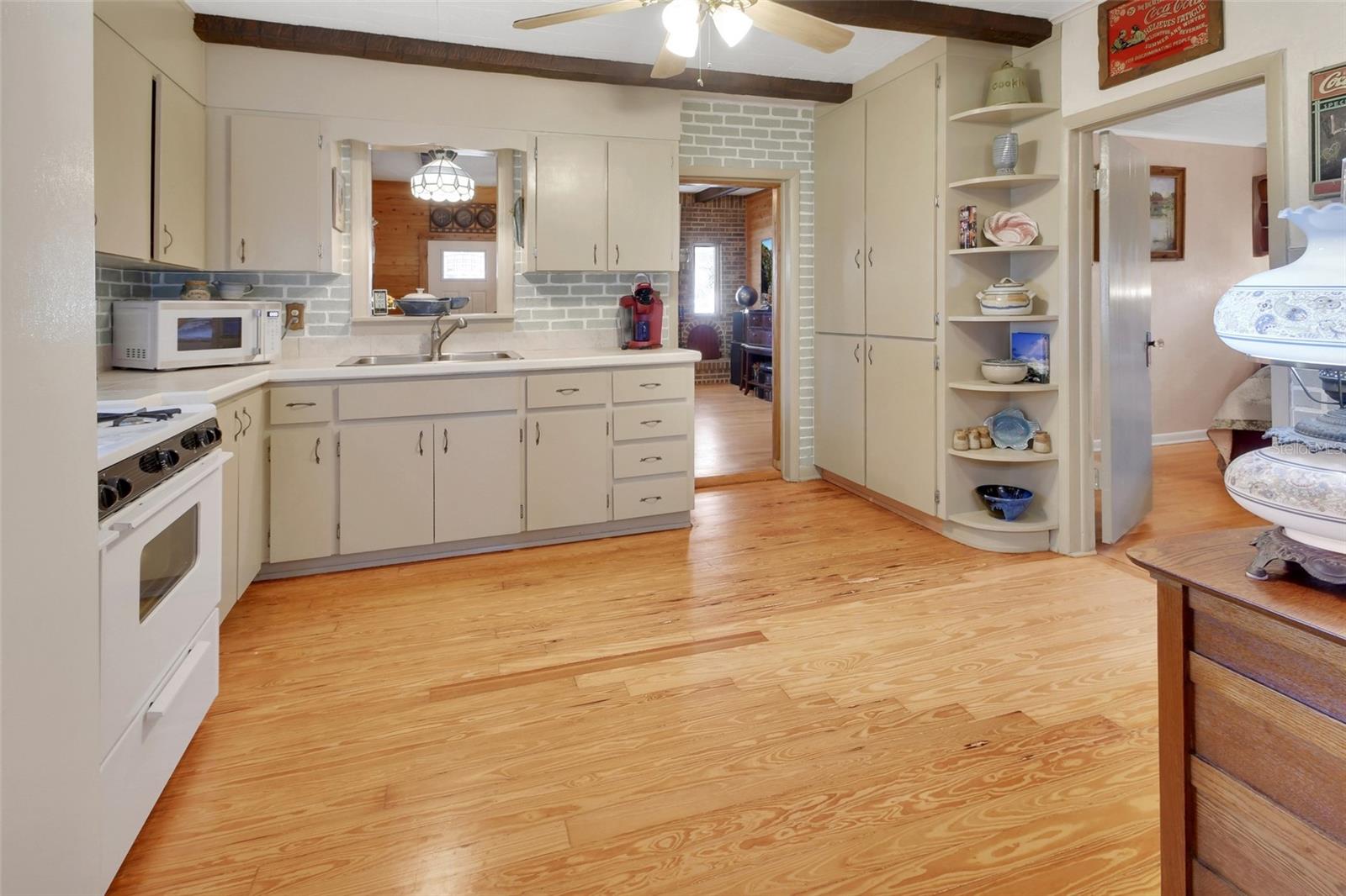 Image 24 of 85 For 1403 Blackwelder Road