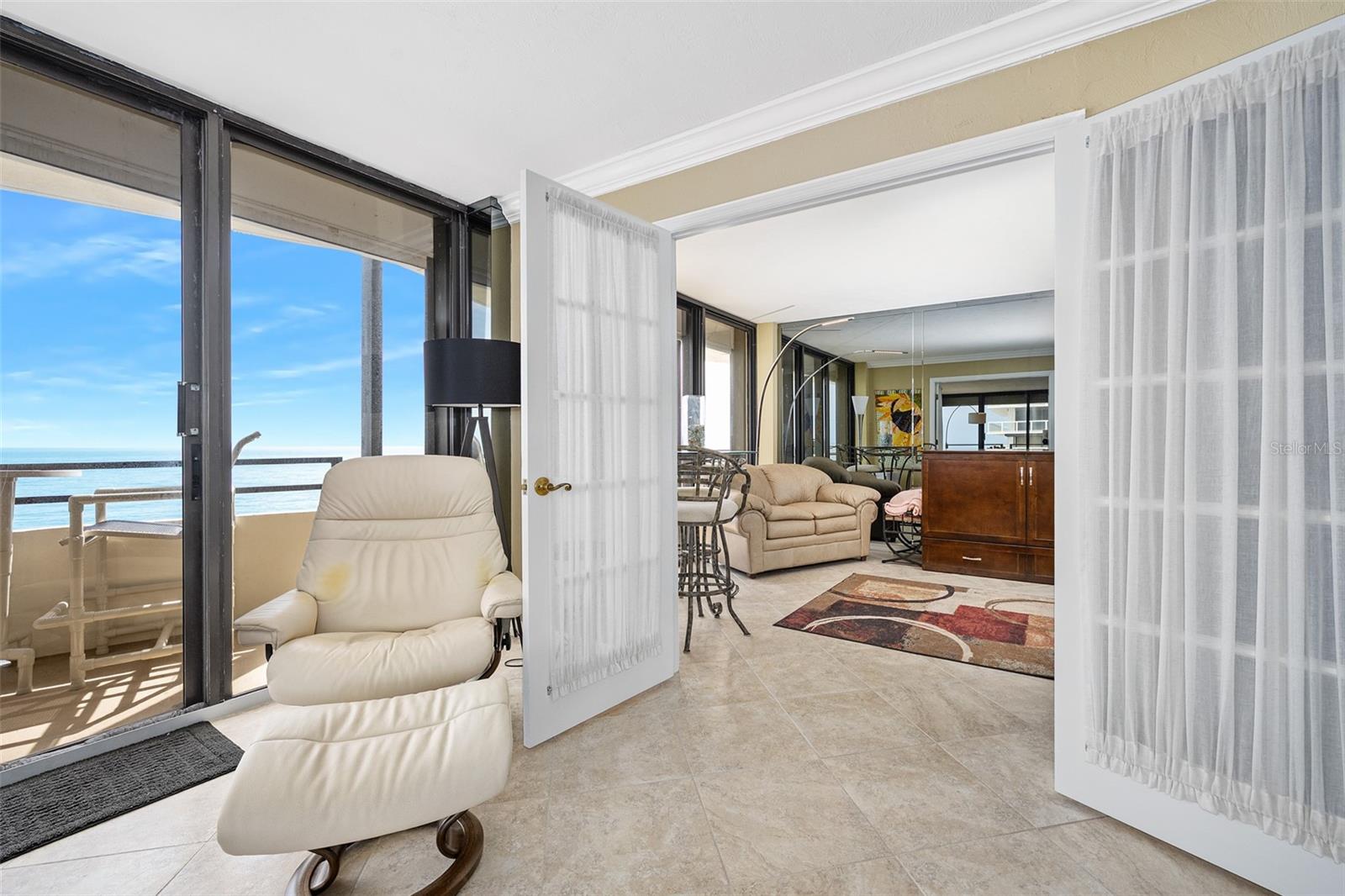 Image 10 of 68 For 2900 Atlantic Avenue 1501