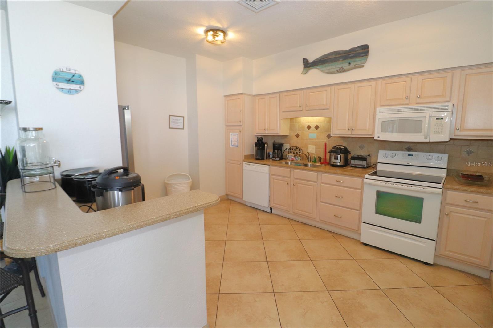 Image 60 of 68 For 2900 Atlantic Avenue 1501