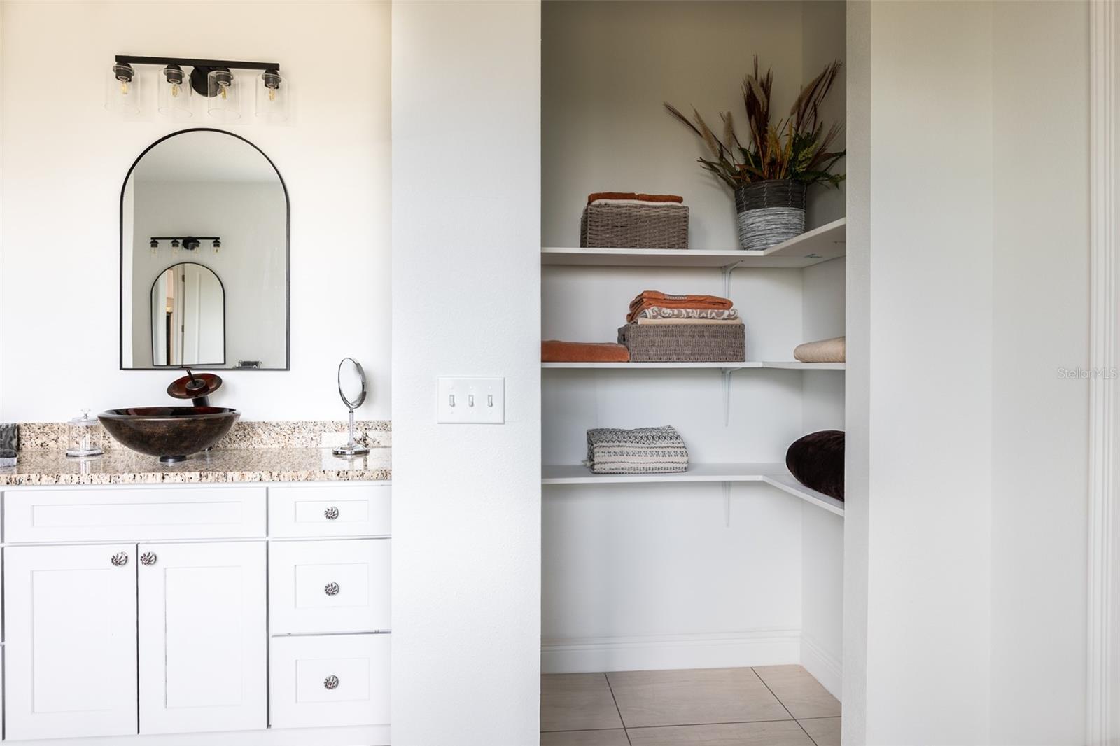 Image 16 of 38 For 41289 County Road 452