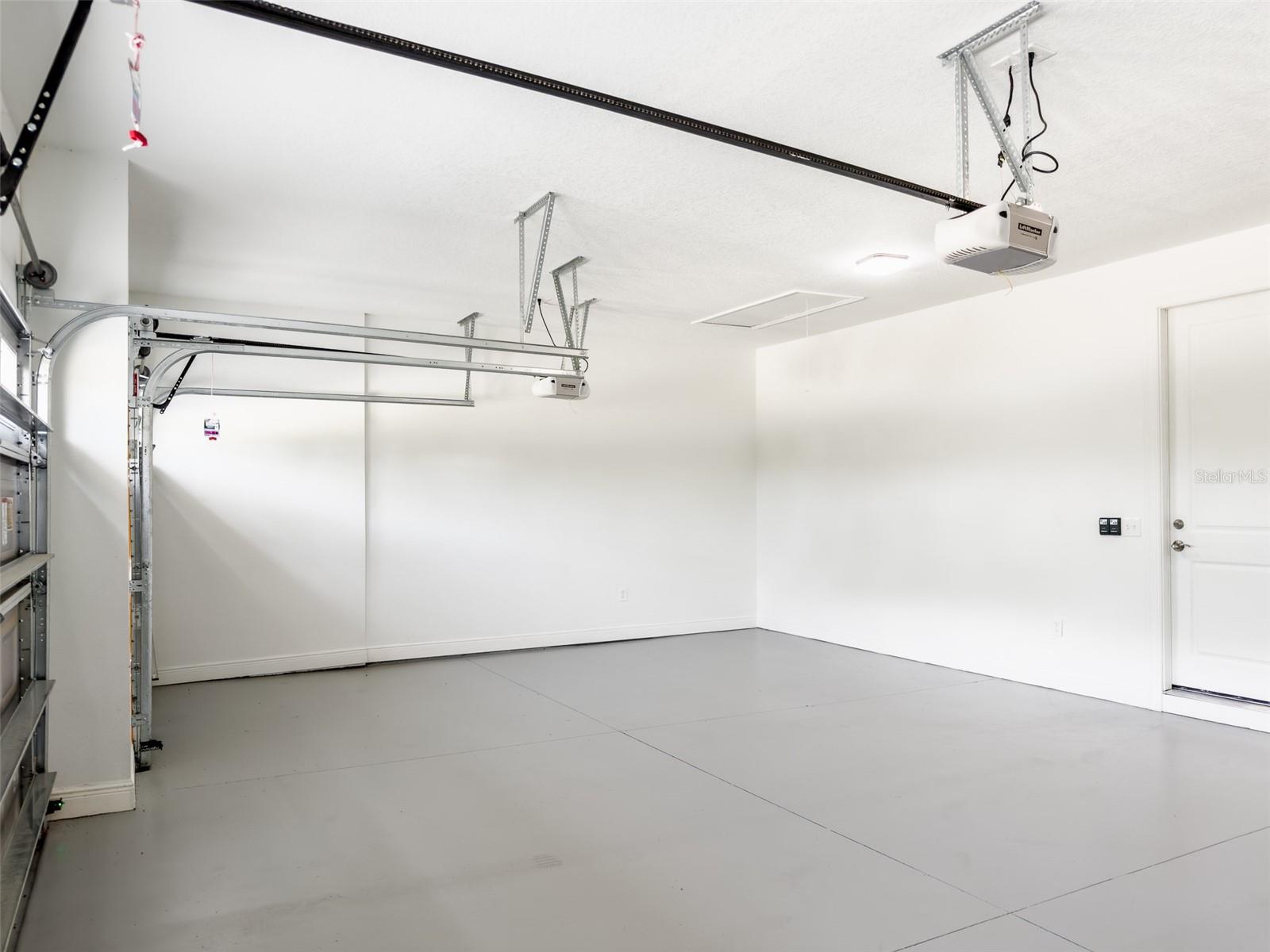 Image 31 of 38 For 41289 County Road 452