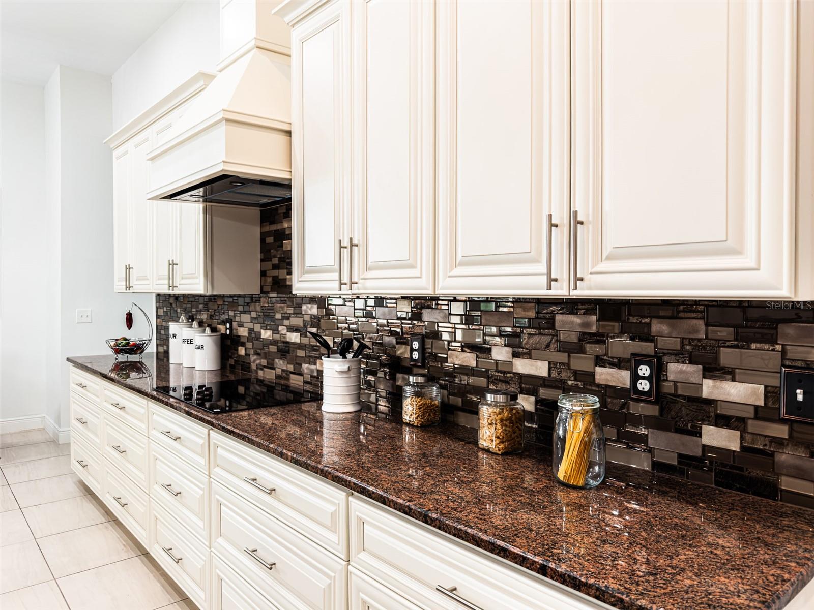 Image 9 of 38 For 41289 County Road 452