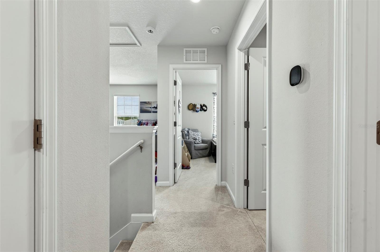 Image 24 of 55 For 381 Crestwind Drive