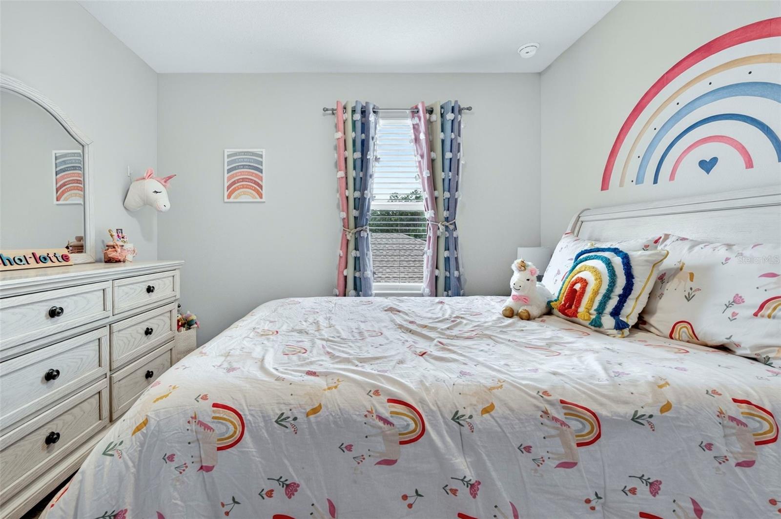 Image 37 of 55 For 381 Crestwind Drive