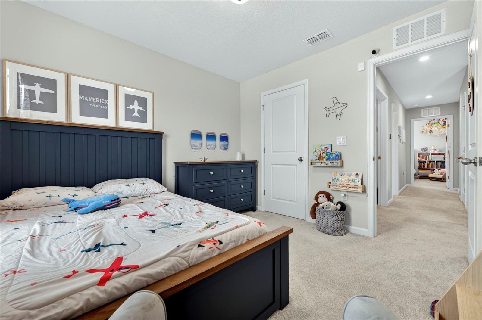 Image 41 of 55 For 381 Crestwind Drive