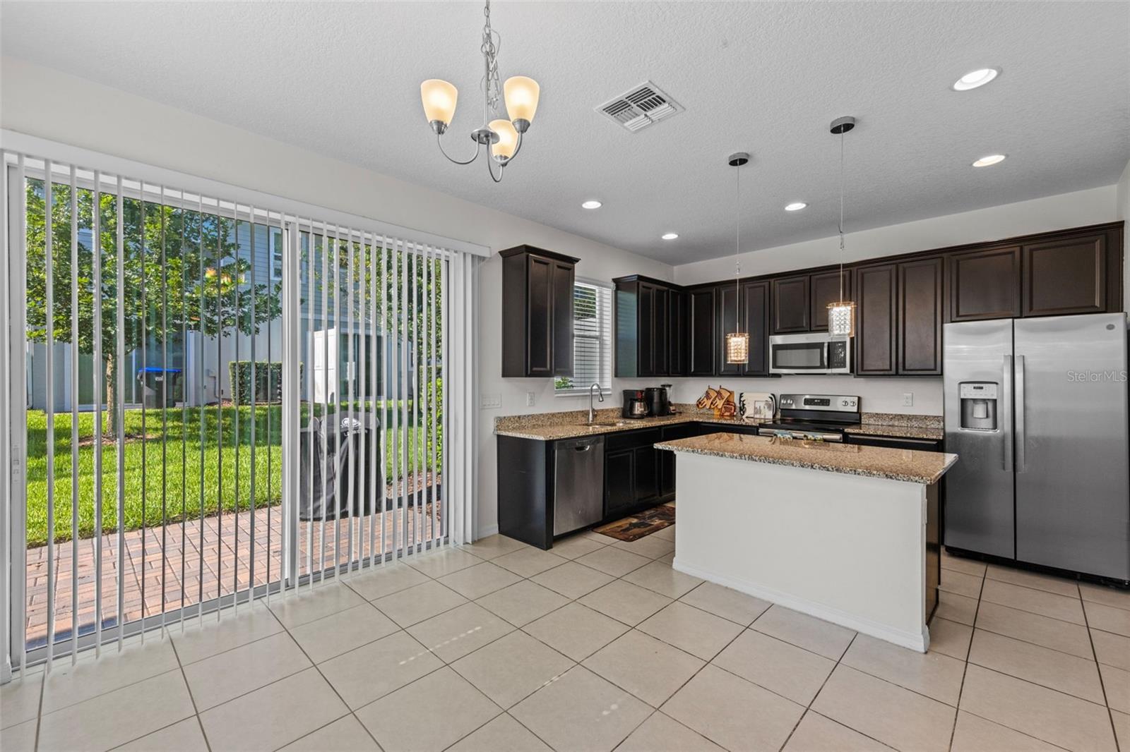 Image 11 of 30 For 978 10th Street