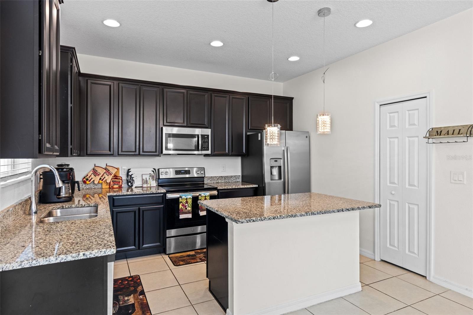 Image 9 of 30 For 978 10th Street