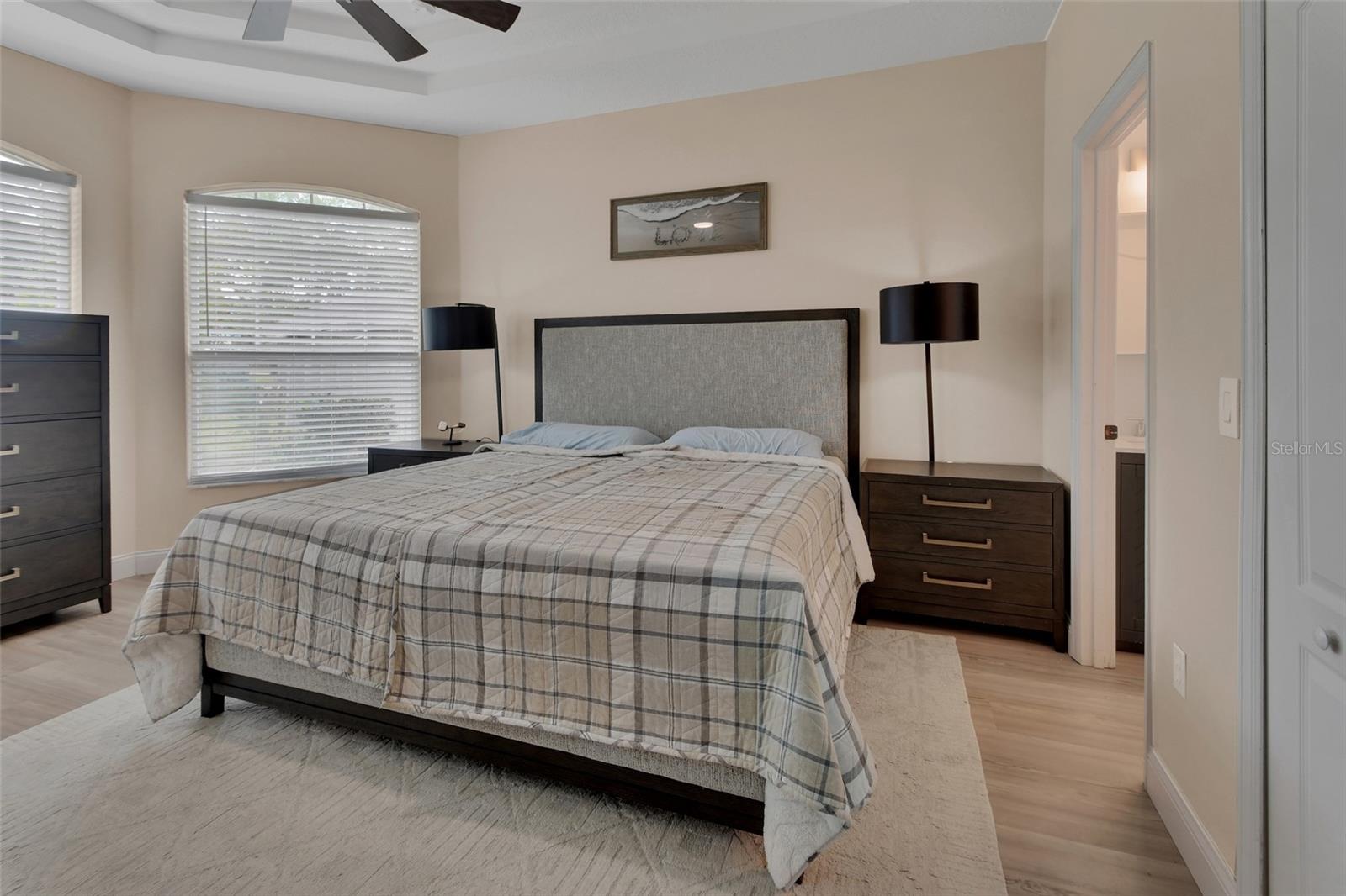 Listing photo id 13 for 116 Fairview Avenue