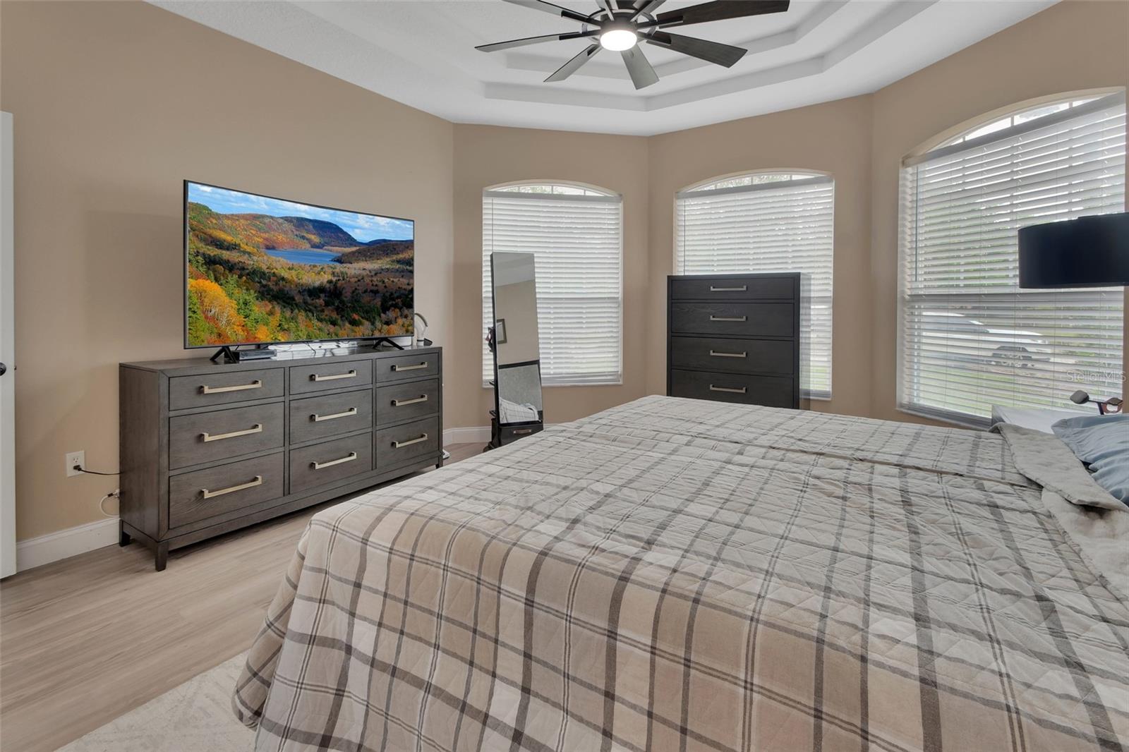 Listing photo id 15 for 116 Fairview Avenue