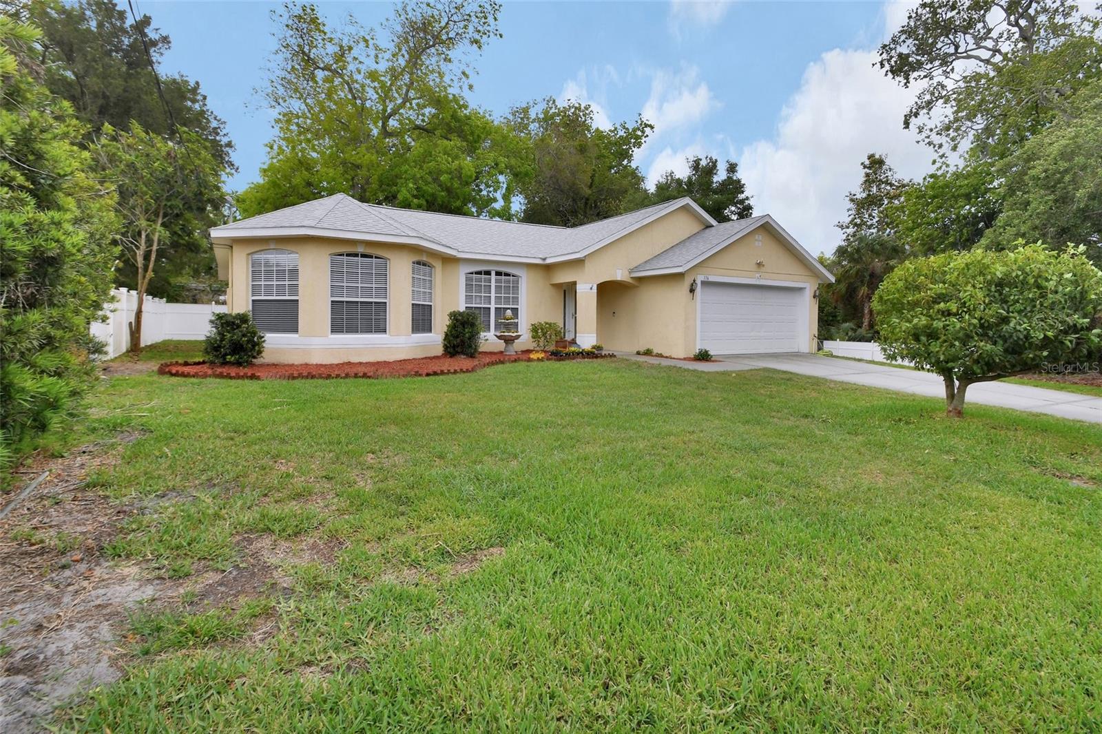 Listing photo id 27 for 116 Fairview Avenue