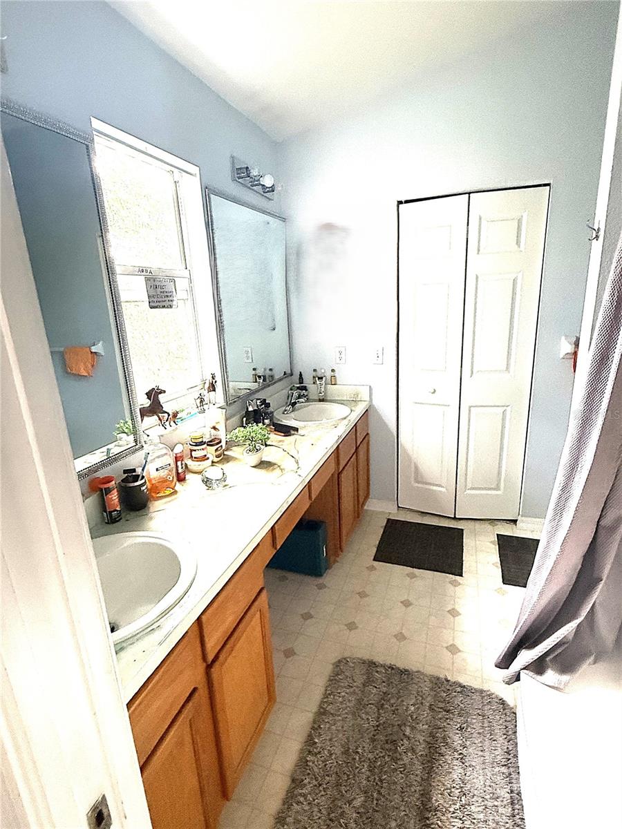 Image 8 of 13 For 2266 Normandy Boulevard