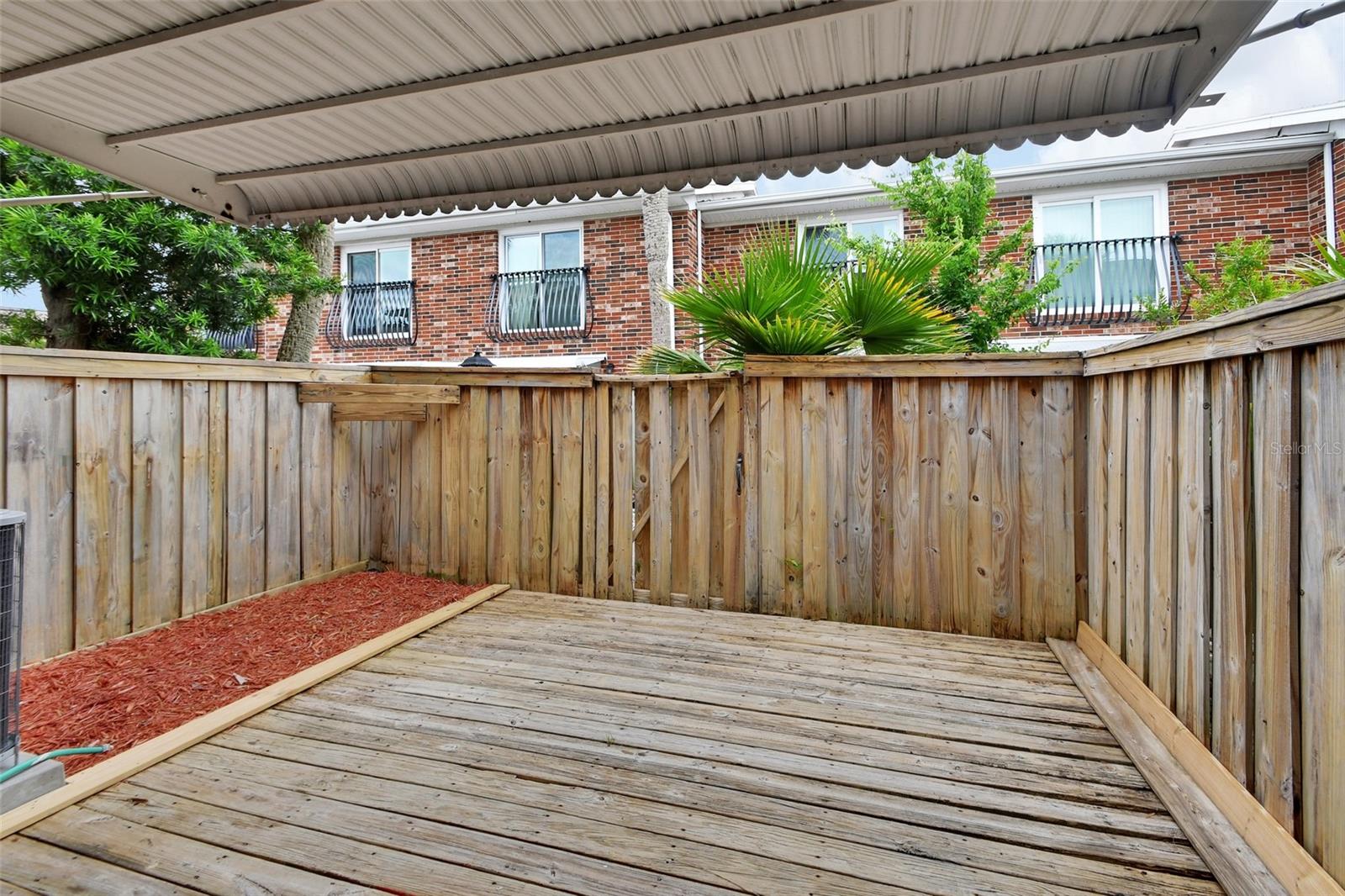 Image 18 of 24 For 2200 Palmetto Avenue A040