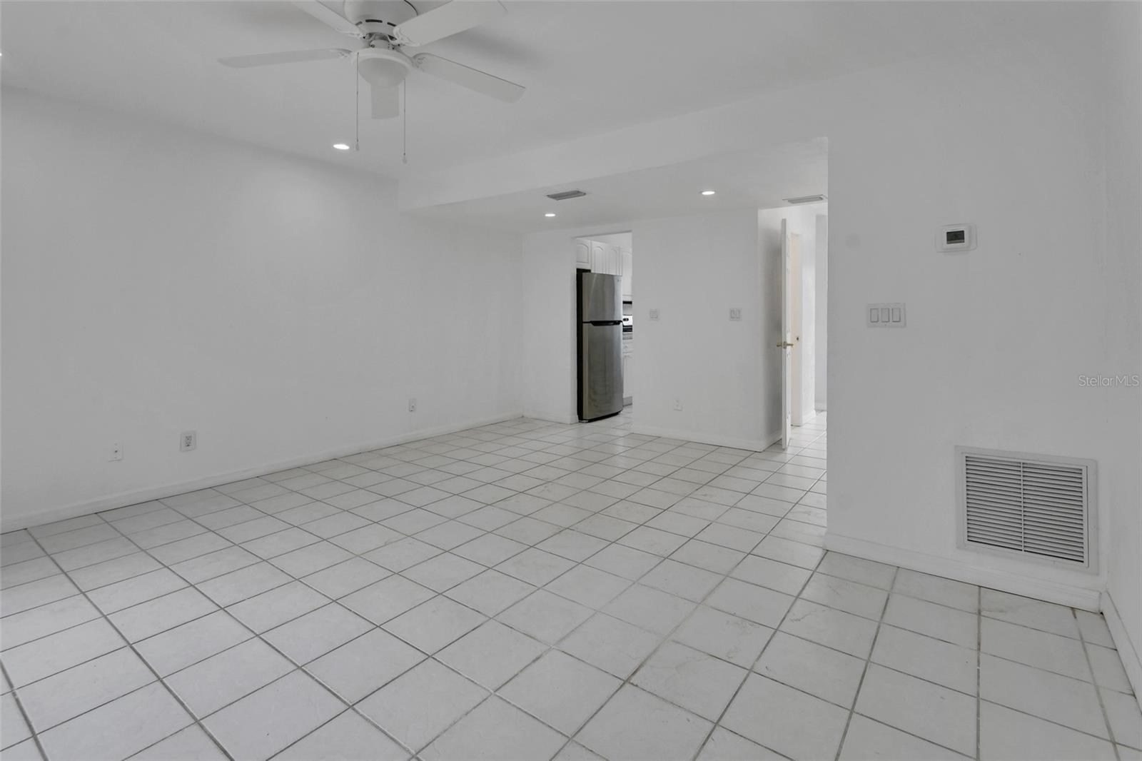 Image 3 of 24 For 2200 Palmetto Avenue A040