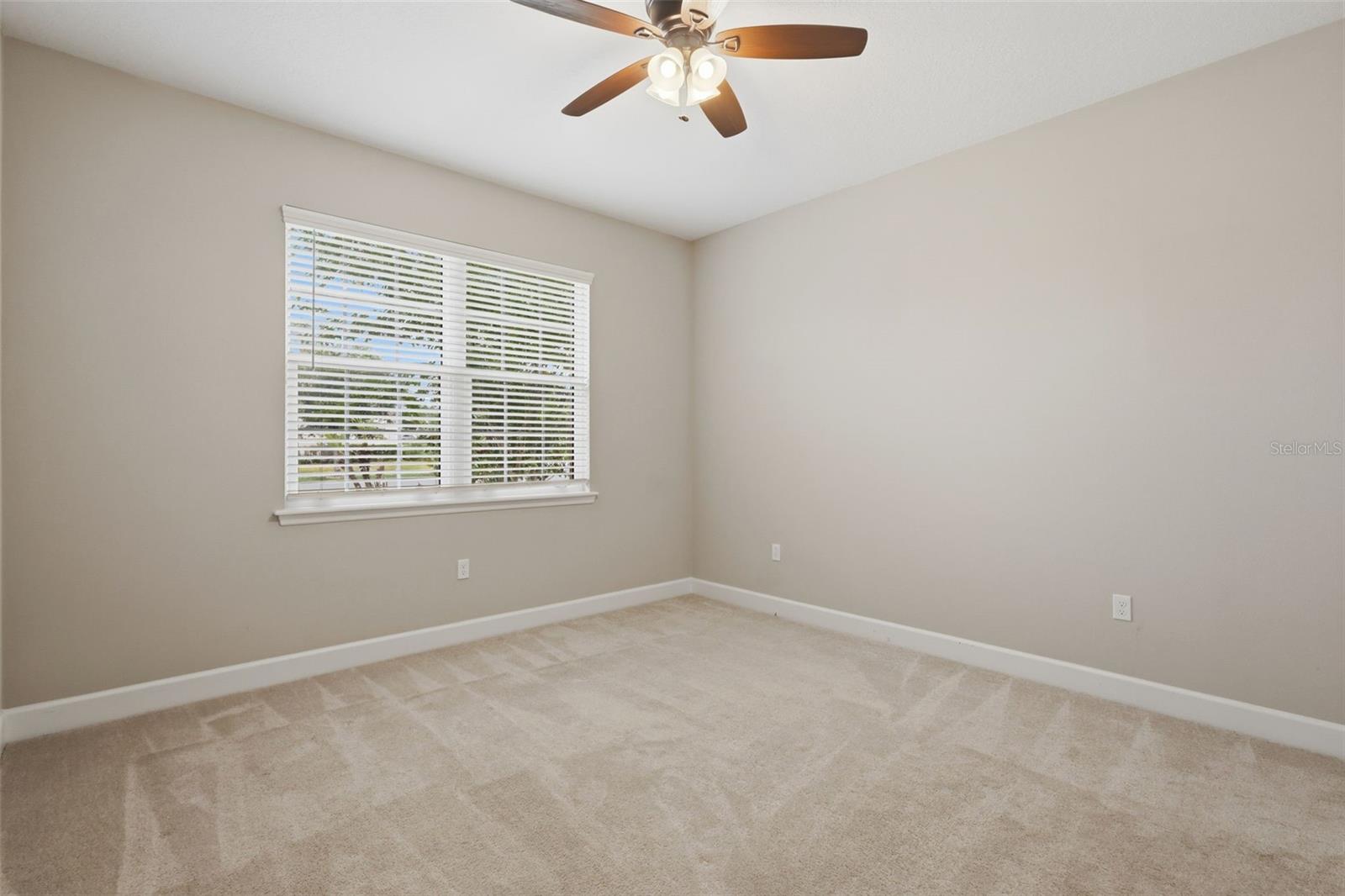 Image 23 of 41 For 1022 Victoria Hills Drive S