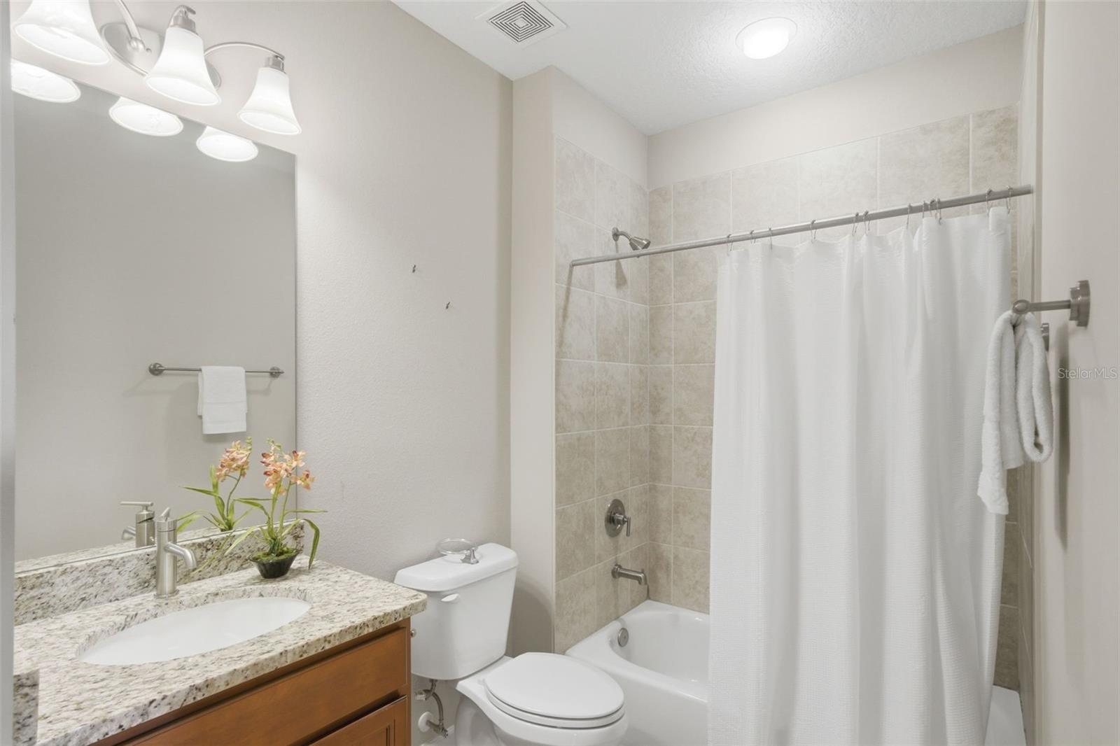 Image 24 of 41 For 1022 Victoria Hills Drive S