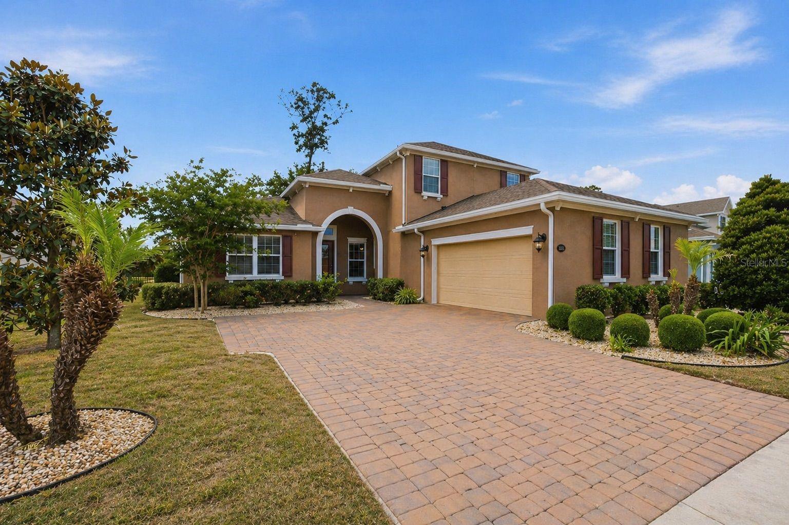 Image 3 of 41 For 1022 Victoria Hills Drive S