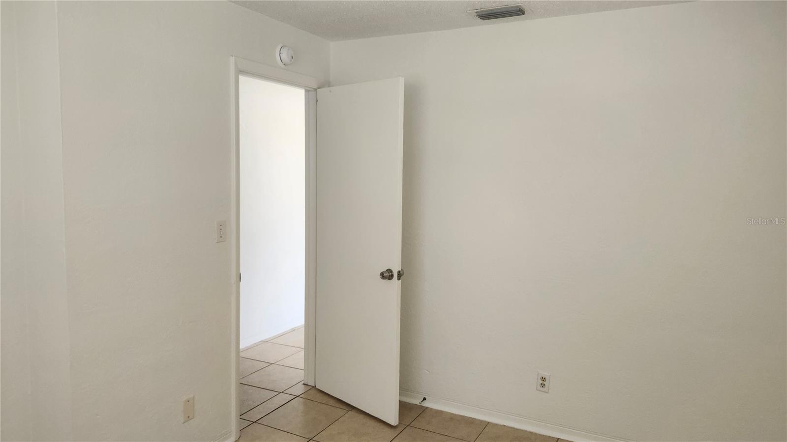 Image 16 of 21 For 565 3rd Avenue