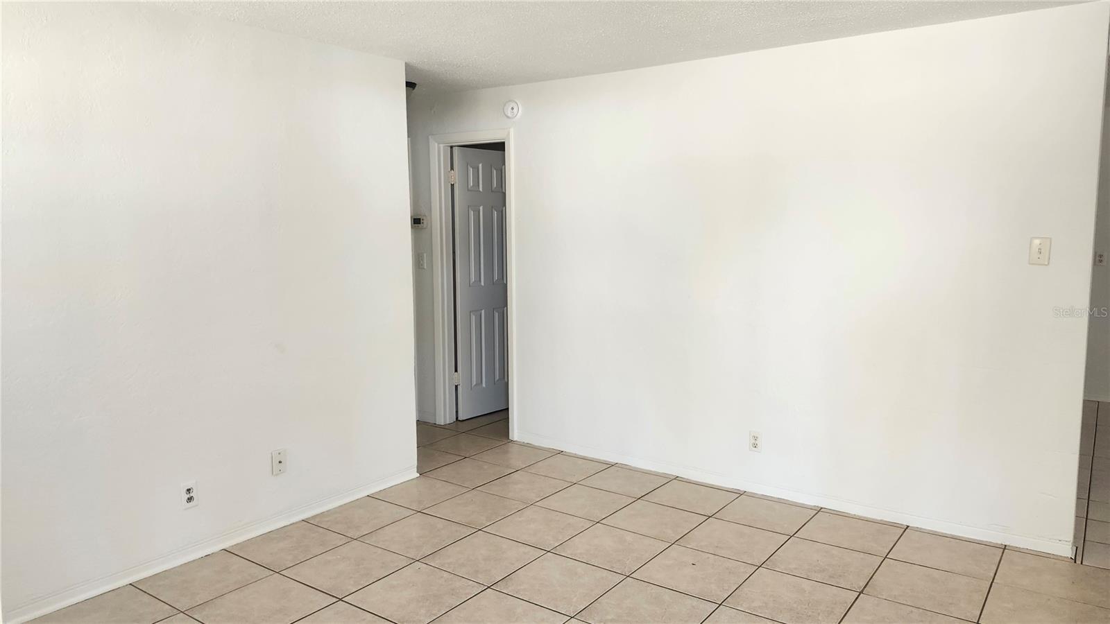 Image 8 of 21 For 565 3rd Avenue