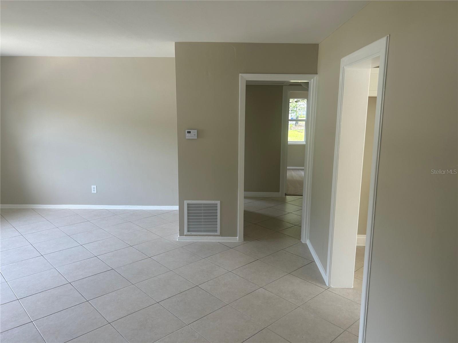 Image 9 of 27 For 238 Marydell Avenue