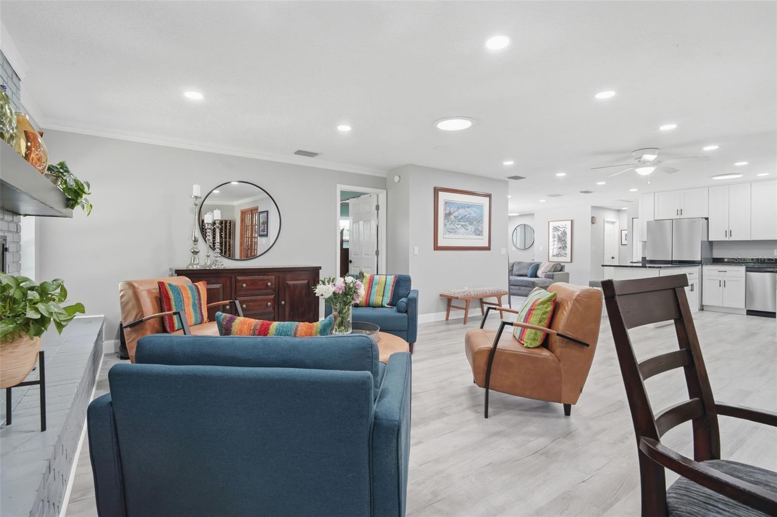 Image 12 of 45 For 1820 Anchor Avenue