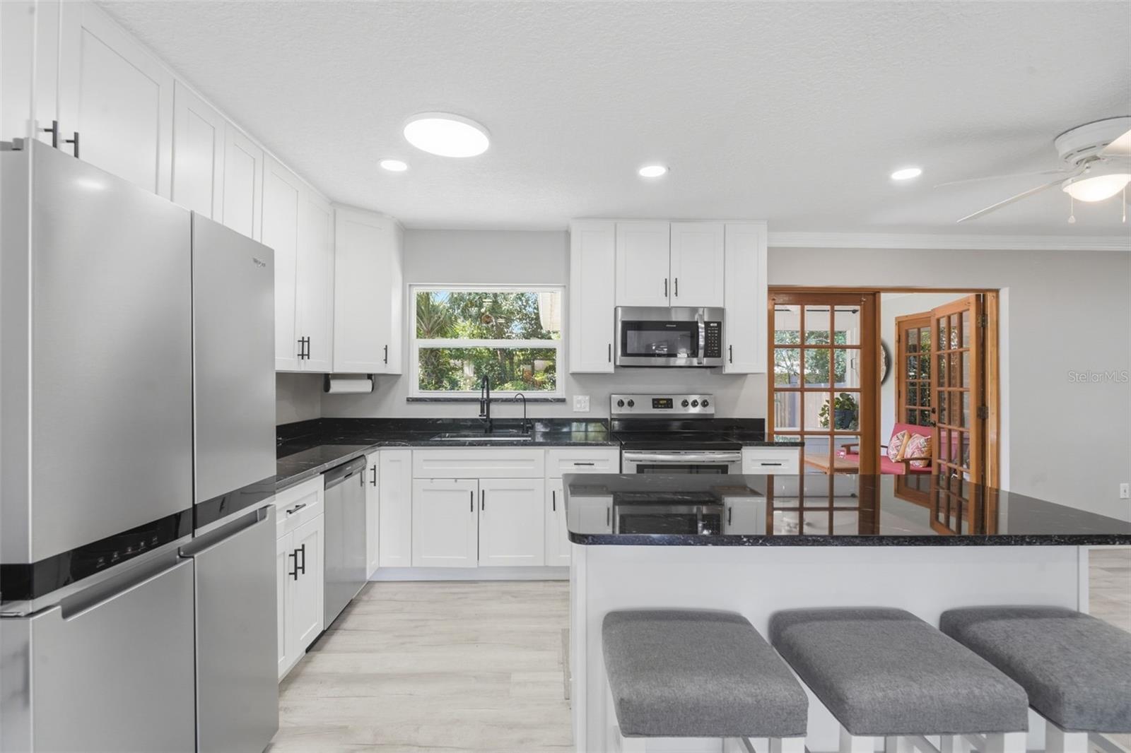 Image 5 of 45 For 1820 Anchor Avenue