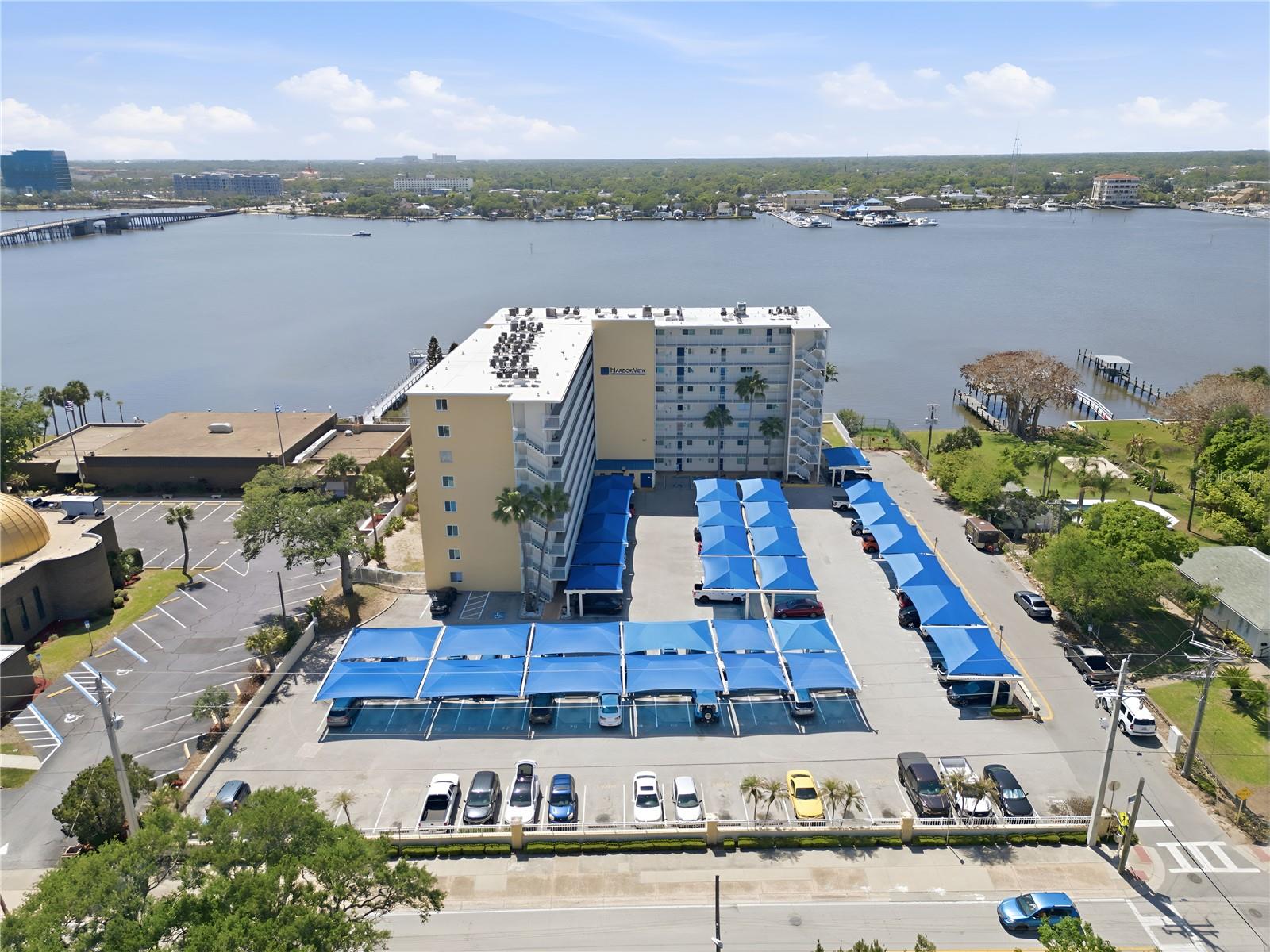 Image 3 of 37 For 145 Halifax Avenue 602