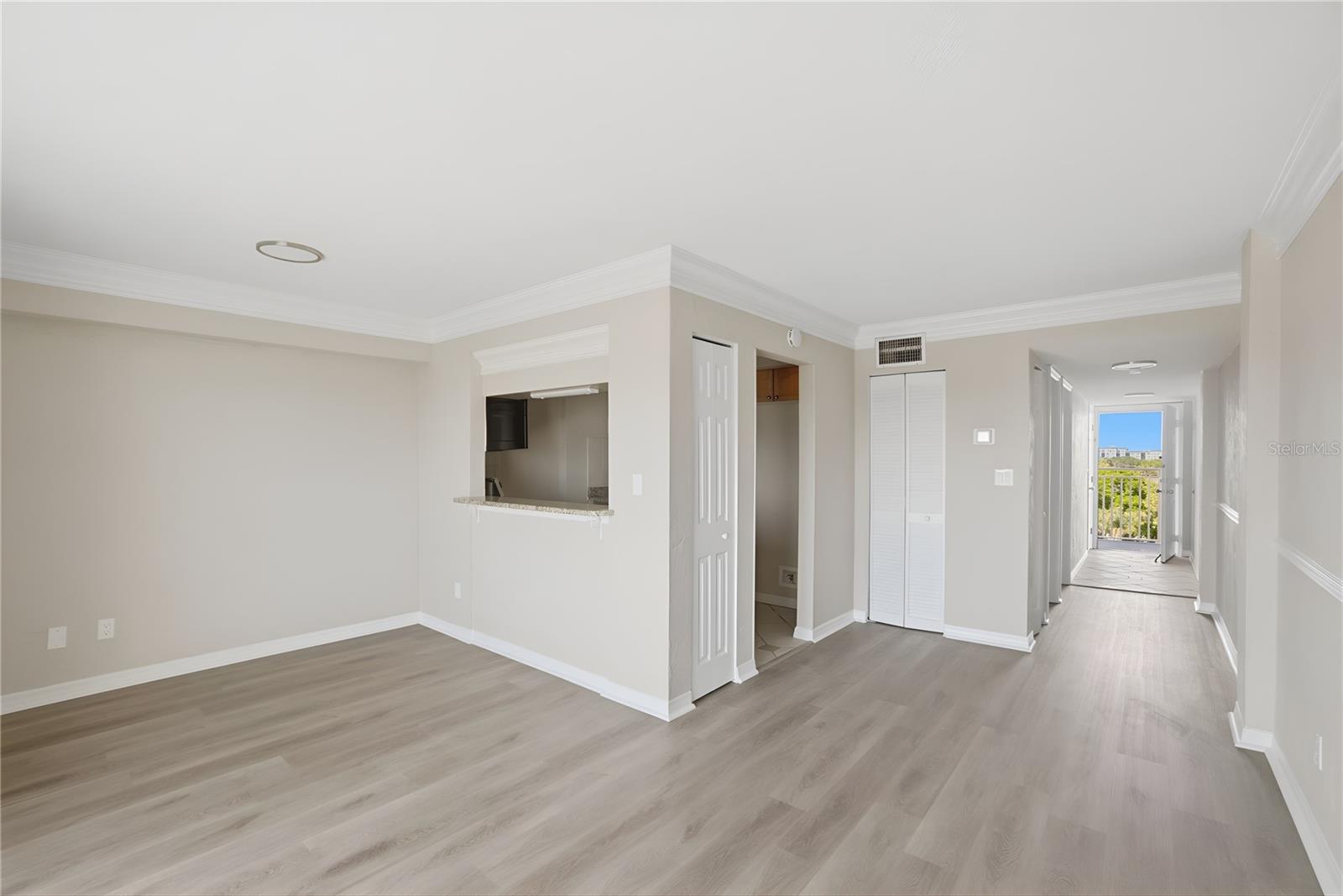 Image 31 of 37 For 145 Halifax Avenue 602