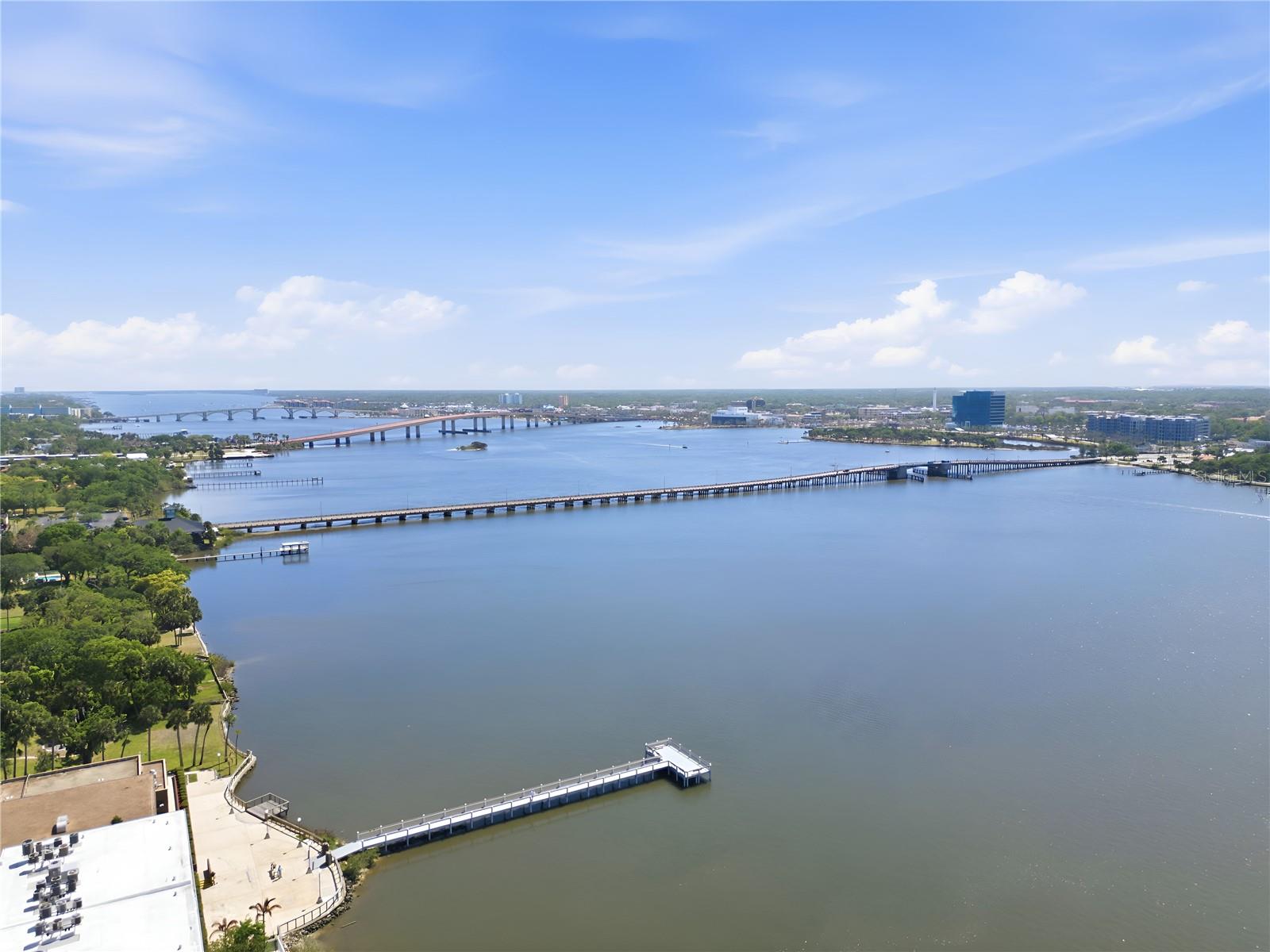 Image 9 of 37 For 145 Halifax Avenue 602