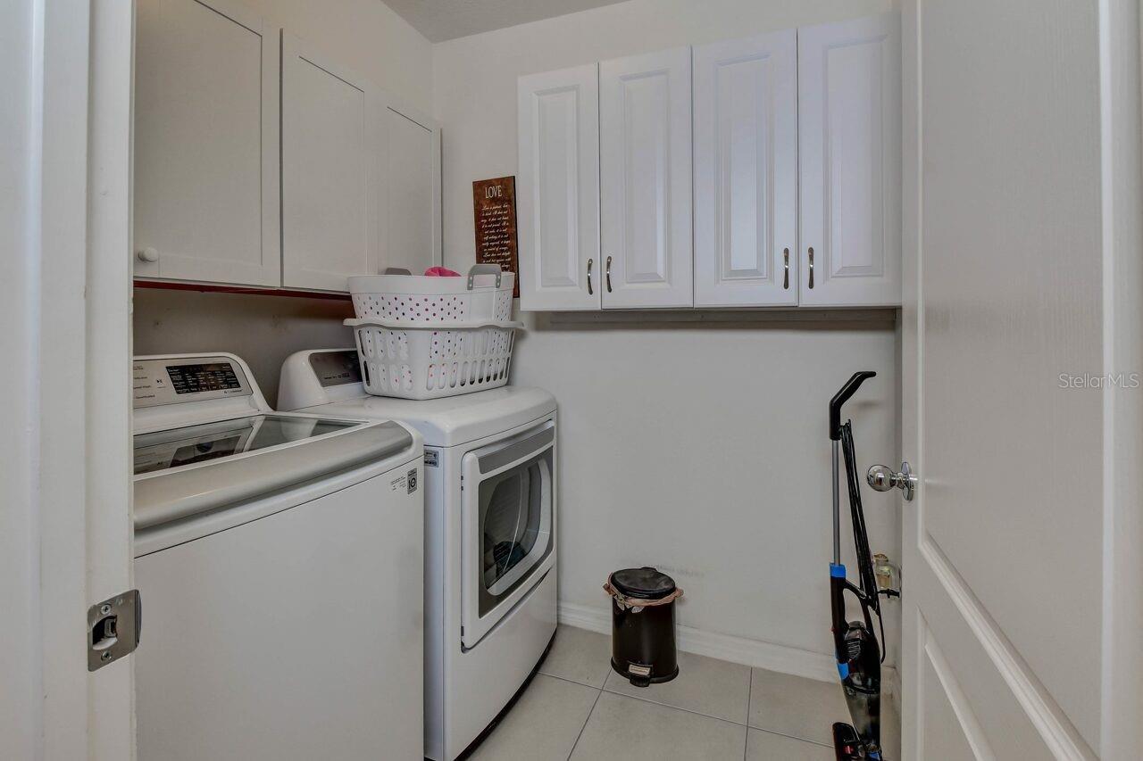 Image 35 of 46 For 831 Oak Hollow Loop