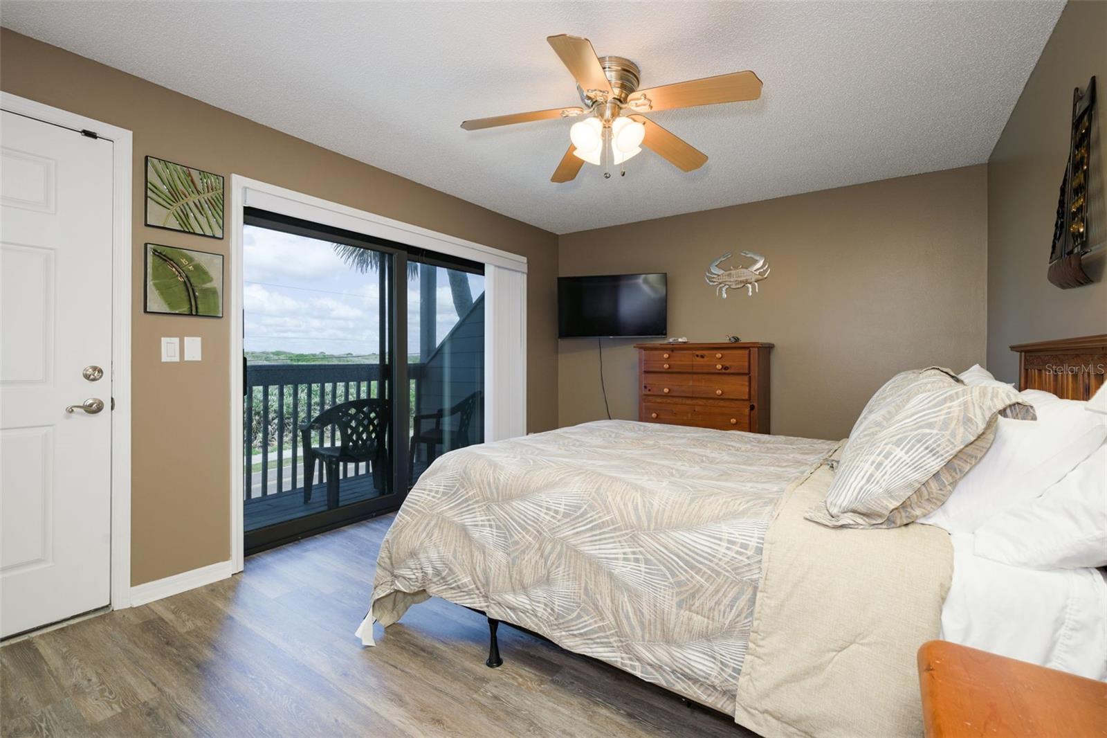 Image 17 of 25 For 4421 Atlantic Avenue A2