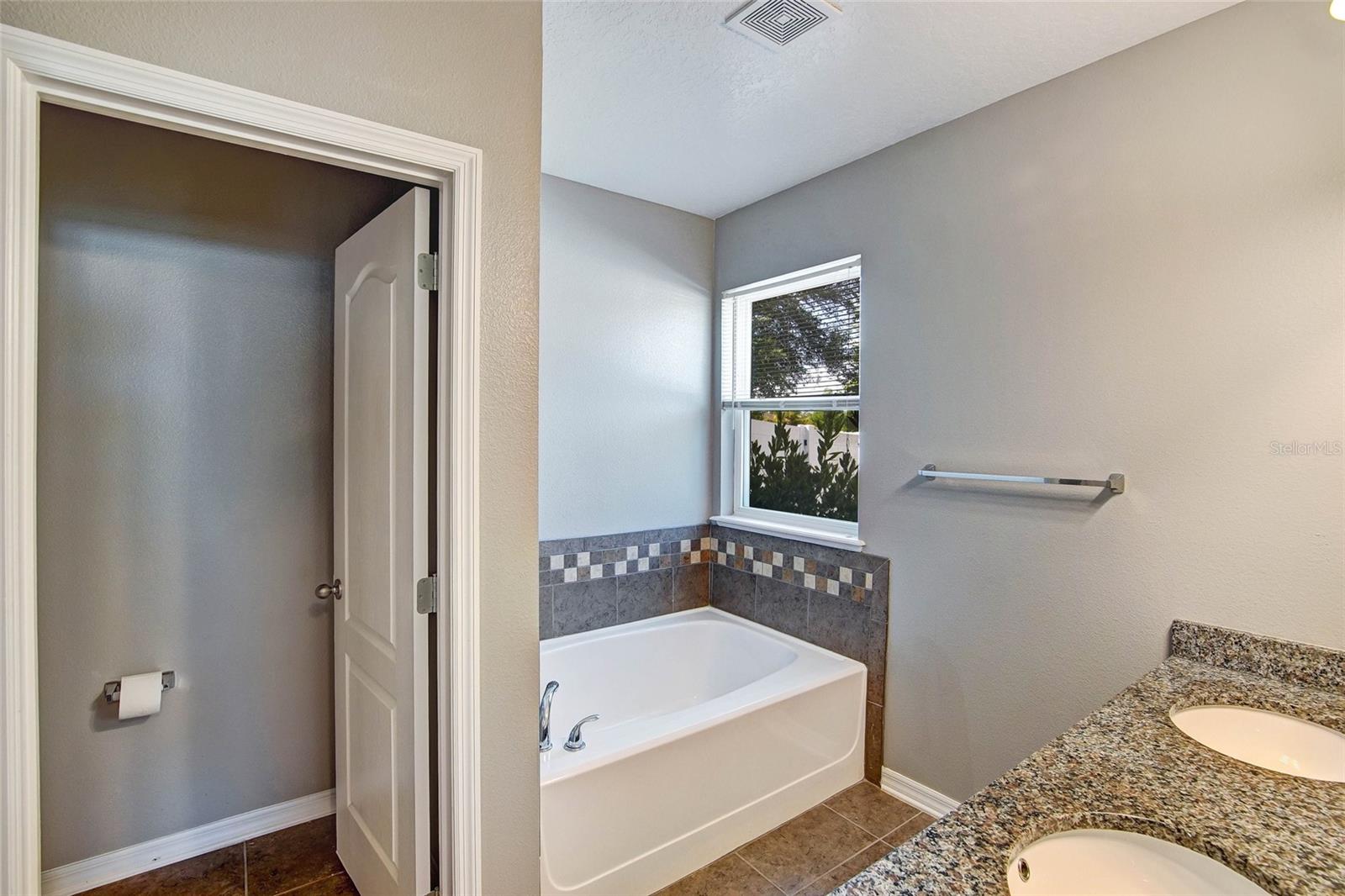 Image 15 of 25 For 103 Blanco Drive