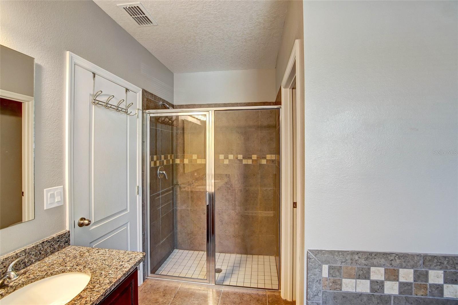 Image 16 of 25 For 103 Blanco Drive