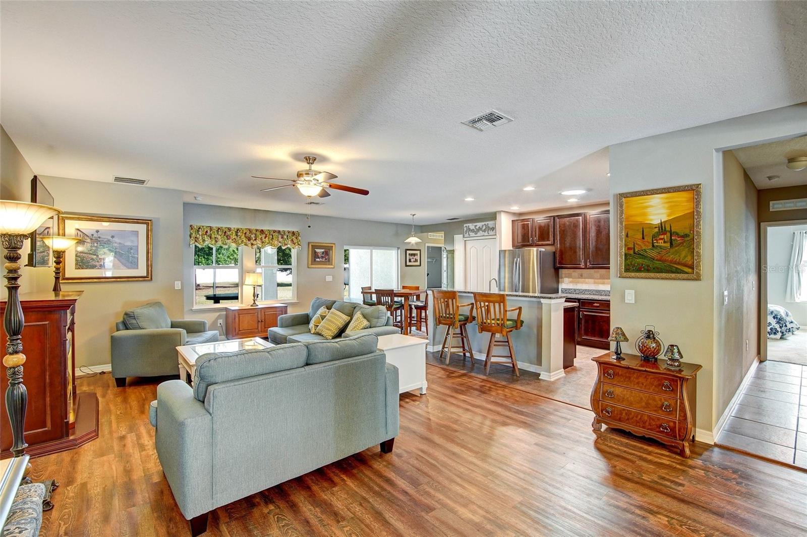 Image 5 of 25 For 103 Blanco Drive