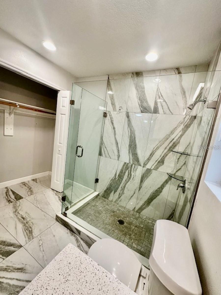 Image 11 of 15 For 1415 Adelle Avenue B