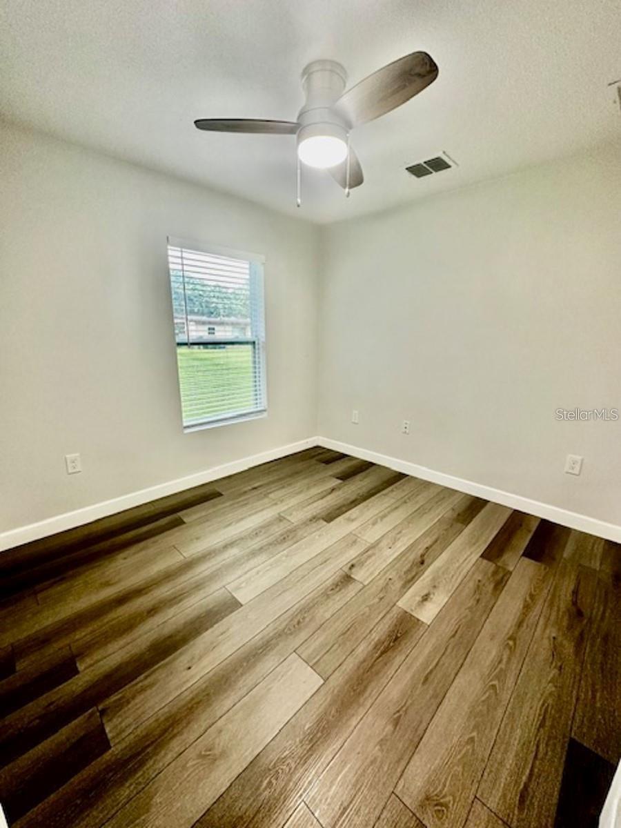 Image 13 of 15 For 1415 Adelle Avenue B