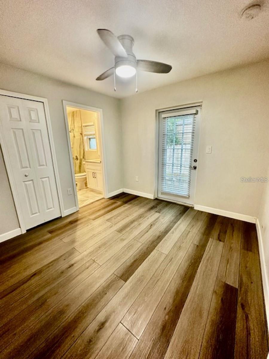 Image 7 of 15 For 1415 Adelle Avenue B