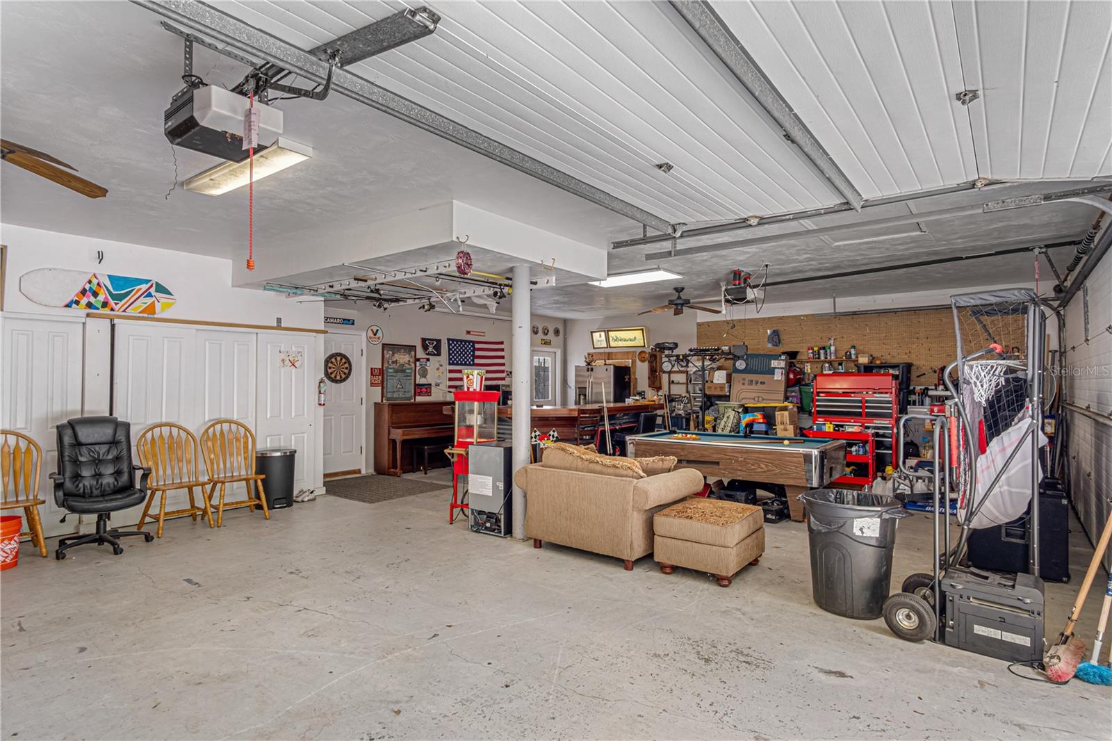 Listing photo id 45 for 649 Charmagne Lane