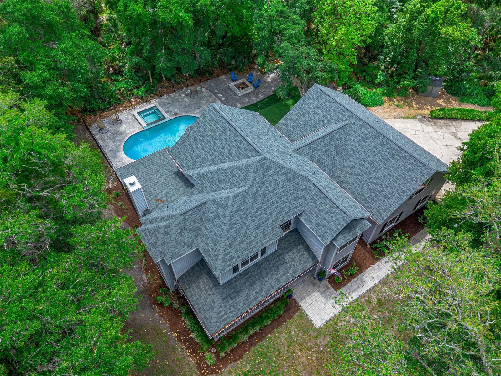 Listing photo id 51 for 649 Charmagne Lane