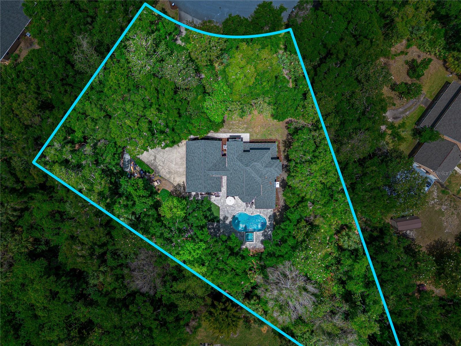 Listing photo id 64 for 649 Charmagne Lane