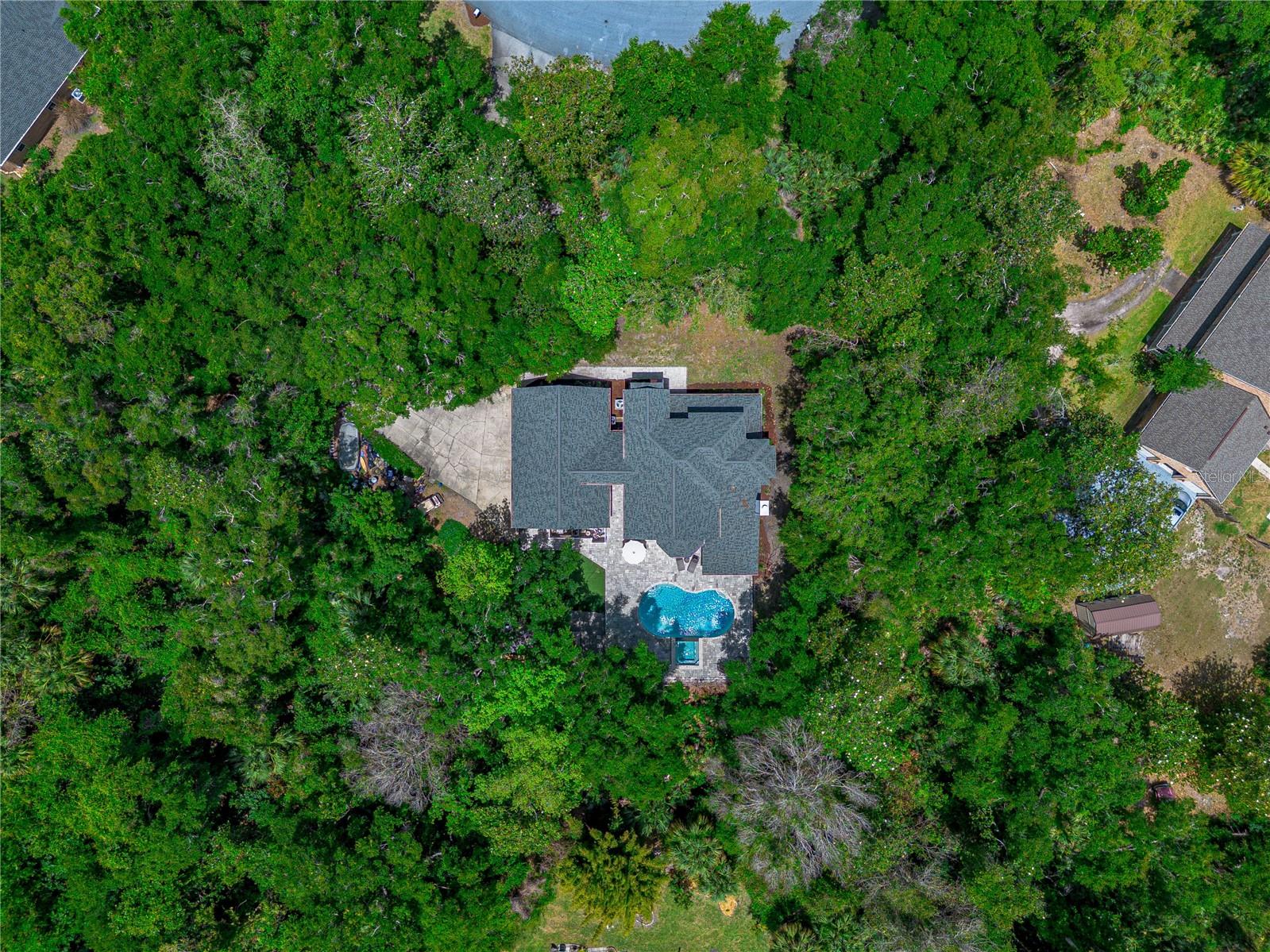 Listing photo id 65 for 649 Charmagne Lane